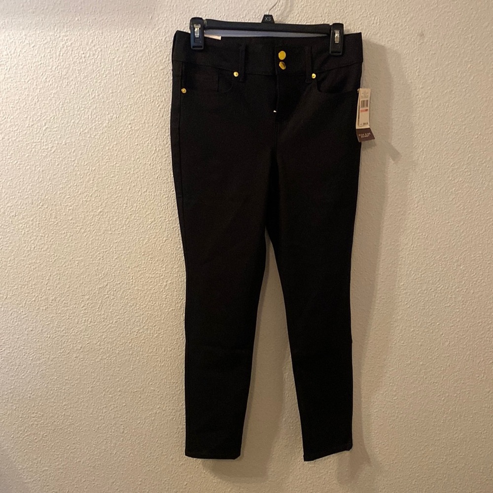 NWT Anne Klein high rise skinny jeans size 10P